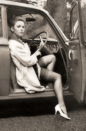 Jane Paul - British (Scottish) pin-up model.jpg