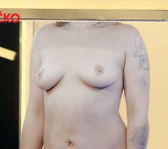 Screenshot_20251108_022044_Video Player.jpg