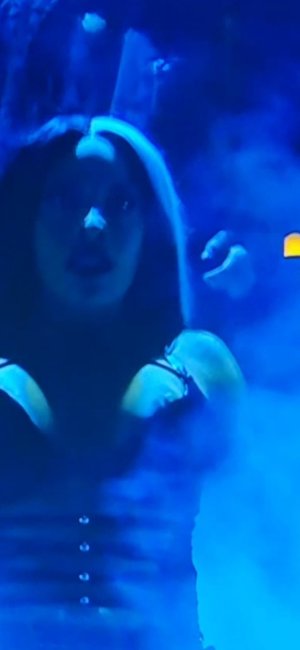 Screenshot_20251108_112109_Video Player.jpg