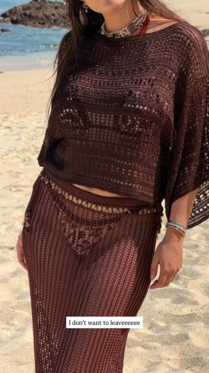 Bella Thorne 760993922399997676_9721868__4_.jpg