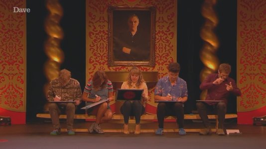 Taskmaster - s07e03 - Twelve Blush Majesty Two.mkv_20251109_111921.131.jpg