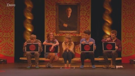 Taskmaster - s07e03 - Twelve Blush Majesty Two.mkv_20251109_111952.035.jpg