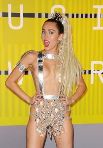 Miley-Cyrus-Sexy-41.JPG