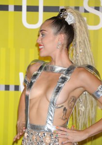 Miley-Cyrus-Sexy-179.JPG