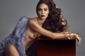 Joan-Smalls-Topless-2.jpg