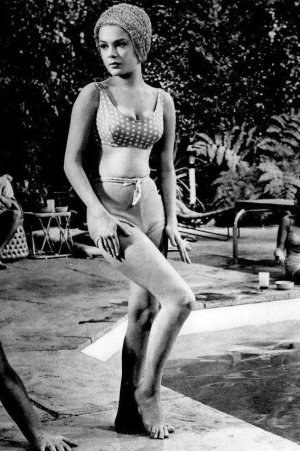 Sandra Dee -5f2664c36f4eca01d471d90e67f16d8f 9de90b1c.jpg