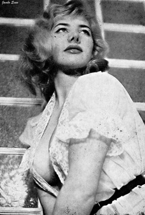 Lorraine Burnett (15).jpg