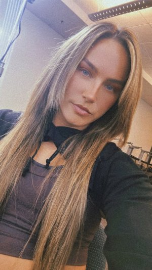 Fallon Henley (16).jpg