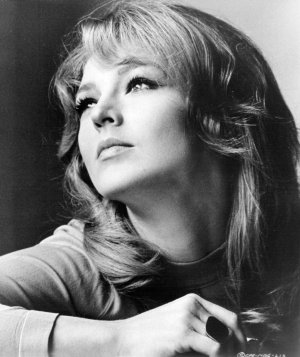 Joanna Pettet (11).jpg