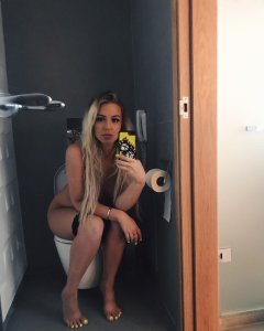 Tana Mongeau Nude Pic.jpg