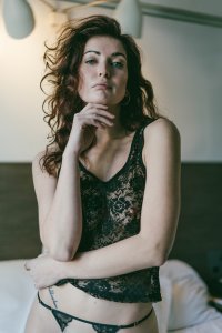 Richelle Oslinker Topless - TheFappeningBlog.com 1.jpg