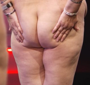 Screenshot_20251120_225905_Video Player.jpg