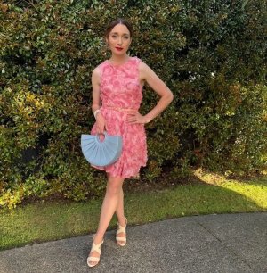 Antonia Prebble - pink dress 1.jpg