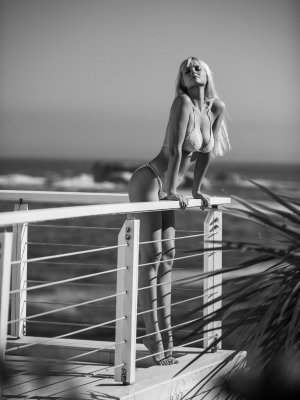 Genevieve Morton 01.jpg