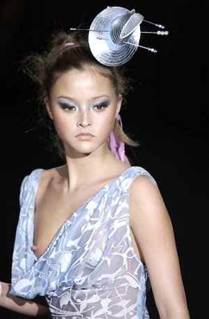 devon_aoki_runway_6.jpg