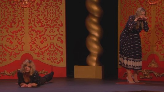 Taskmaster - s12e01 - An Imbalance in the Poppability.mkv_20251123_105307.127.jpg