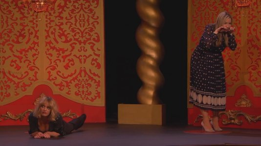 Taskmaster - s12e01 - An Imbalance in the Poppability.mkv_20251123_105311.367.jpg