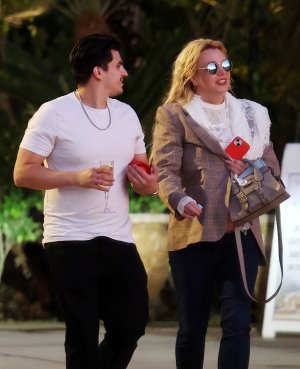 Britney_Spears_leaves_a_Spa_and_Winery_in_Westlake_Village_11-20-20250003.jpg