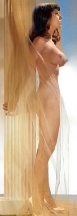 Julie Gibson (2).jpg