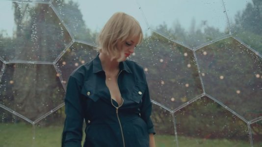 Taskmaster - s12e04 - The Customised Inhaler.mkv_20251123_154222.174.jpg