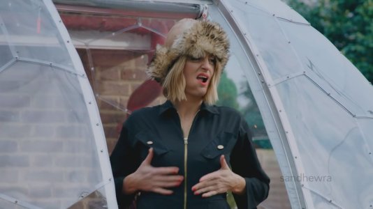 Taskmaster - s12e10 - Caring Uncle Minpict.mkv_20251123_210203.773.jpg