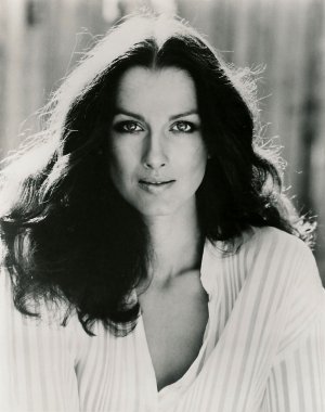 Veronica Hamel 1.jpeg