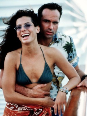 sandra.bullock.official__2025-11-11T121426.000Z_18.jpg