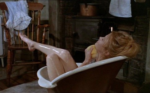 Hayley Mills -cltrqjbzuo161jub.jpg