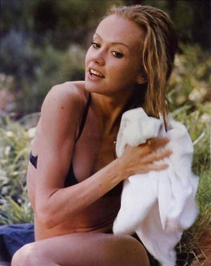 Hayley Mills -m6zl5k3LLl1qh0yodo1.jpg