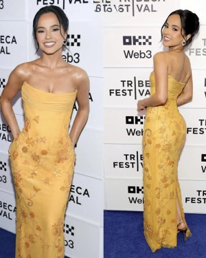 Becky G - Yellow Dress.jpg