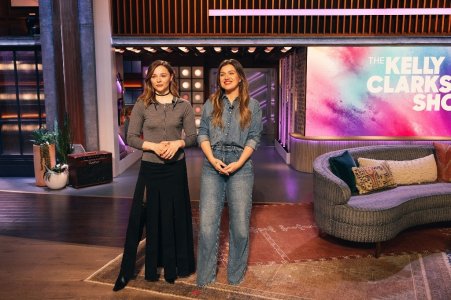 Chloe_Grace_Moretz_at_The_Kelly_Clarkson_Show_12-03-20250004.jpg