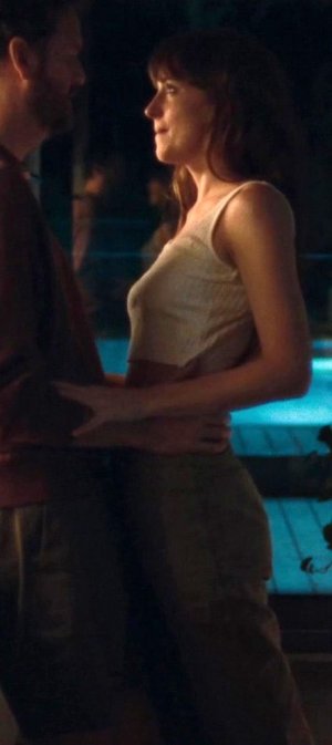 Dakota Johnson (12).jpg