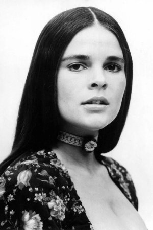 ali-macgraw-1970s-v0-hnwclfvvz0ld1.jpeg