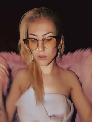 1000111893.jpg 1000111893.jpg