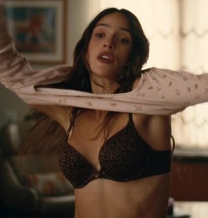 Adria Arjona (21).jpg