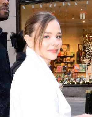 Chloe_Moretz_outside_the__TODAY__show_studios_in_New_York_12-01-20250028.jpg