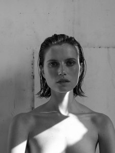 Cato van Ee Nude - TheFappeningBlog.com 5.jpg