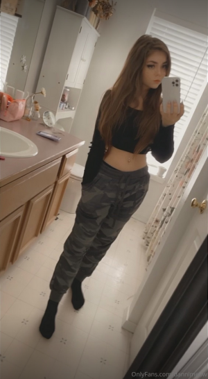 Screenshot 2024-12-19 at 11-52-17 Danni Meow OnlyFans.png