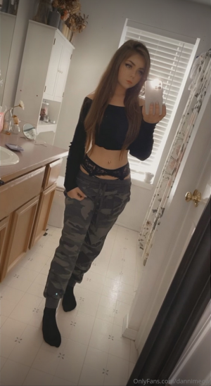 Screenshot 2024-12-19 at 11-52-24 Danni Meow OnlyFans.png