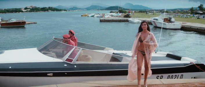 Caroline Munro (21).jpeg