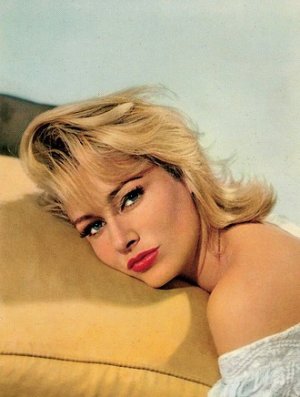 Elga Andersen (5).jpg