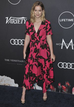 85168913_elizabeth-lail-in-new-york-20181012-2.jpg