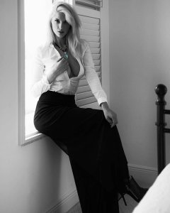 Samantha Knezel Nude & Sexy - TheFappeningBlog.com 66.jpg