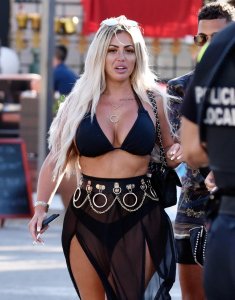 Holly Hagan Sexy - TheFappeningBlog.com 1.jpg