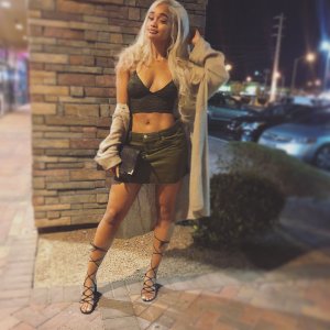 Dakota Gonzalez Sexy 51 thefappeningblog.com.jpg