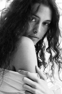 Zoe Barnard Nude & Sexy - TheFappeningBlog.com 11.jpg