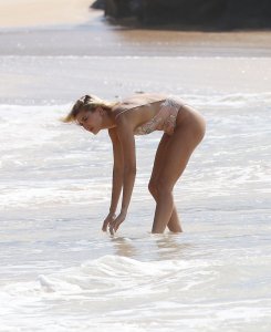 Hailey Baldwin Sexy - TheFappeningBlog.com 54.jpg