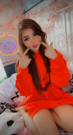Screenshot 2024-12-19 at 13-26-38 Danni Meow OnlyFans.png