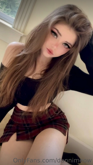 Screenshot 2024-12-19 at 13-35-46 Danni Meow OnlyFans.png