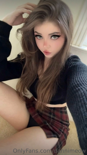 Screenshot 2024-12-19 at 13-35-54 Danni Meow OnlyFans.png